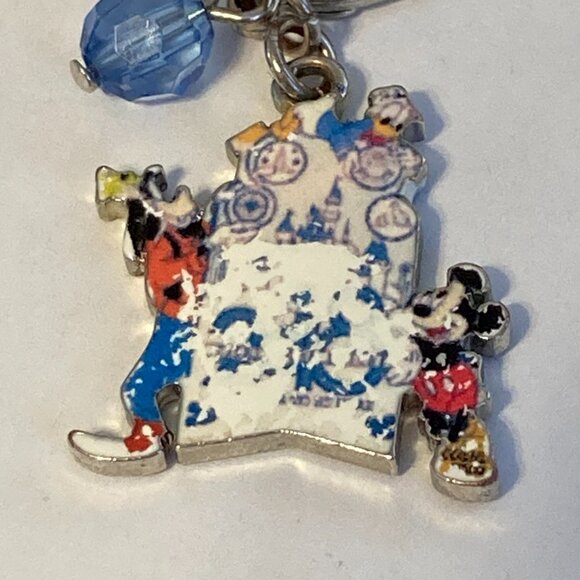 Walt Disney Fab 5 ClipOn Charm Mickey Mouse Goofy Donald Duck 2018 Magic Kingdom - Picture 8 of 10